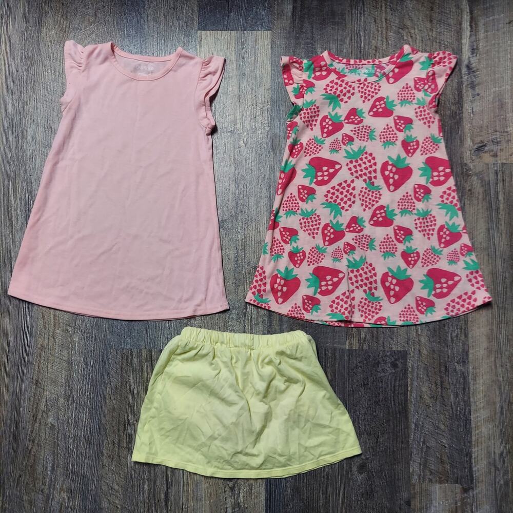 Okie Dokie Gap Girls 4T 4 Years Bundle Pink Strawberry Nightgowns & Yellow Skirt
